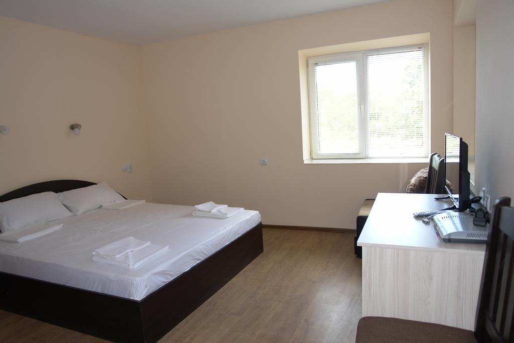 Nadya Holiday Home Krapets  Extérieur photo