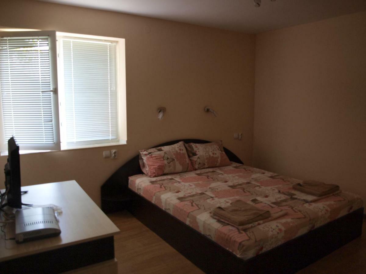 Nadya Holiday Home Krapets  Extérieur photo
